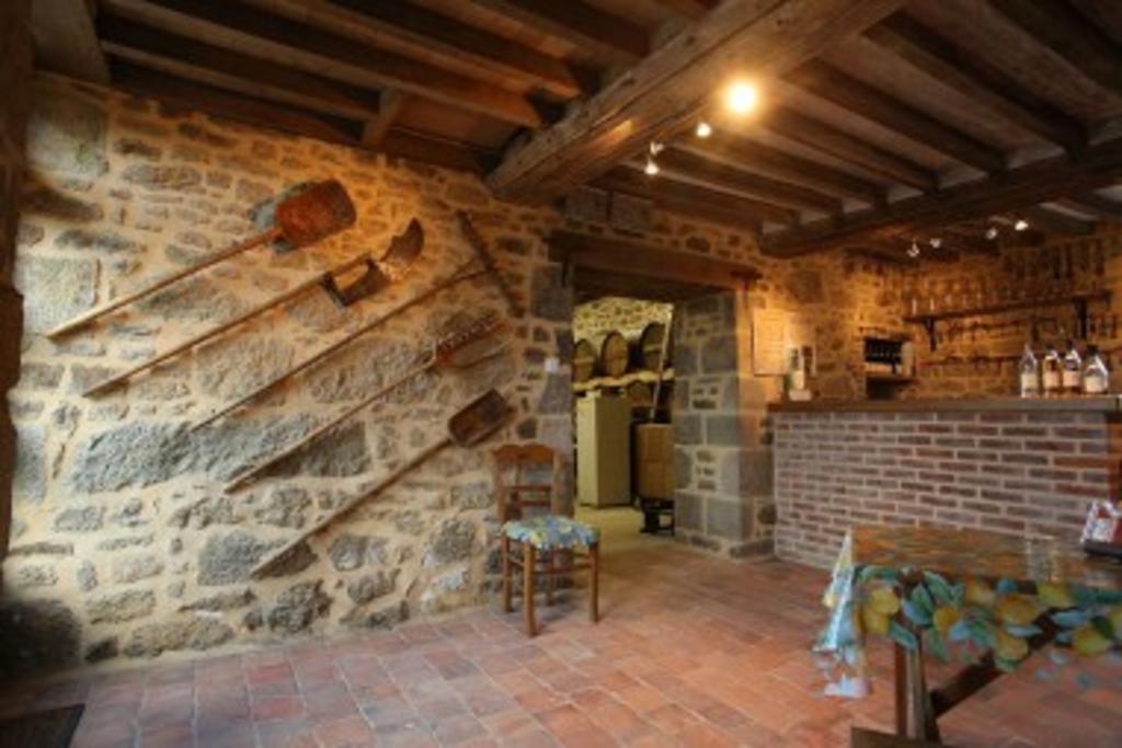 Ferme Cidricole Hugues Desfrieches Bed and Breakfast Sainte-Marguerite-de-Carrouges Eksteriør billede